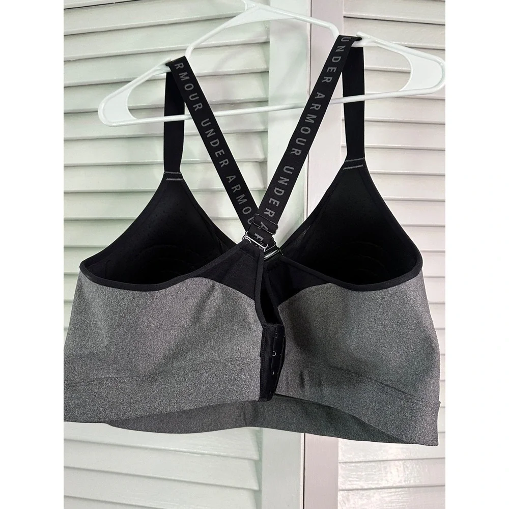 Under Armour Size 3X 52/54 Gray Structured Sports Bra Adjustable Back & Straps